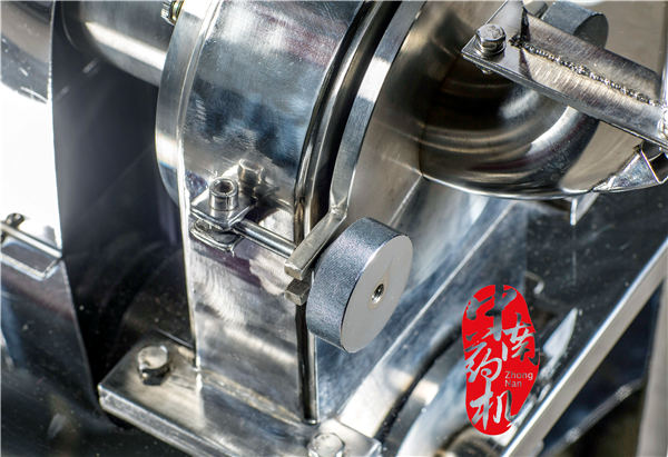 GF-150渦輪自冷式粉碎機局部2.jpg