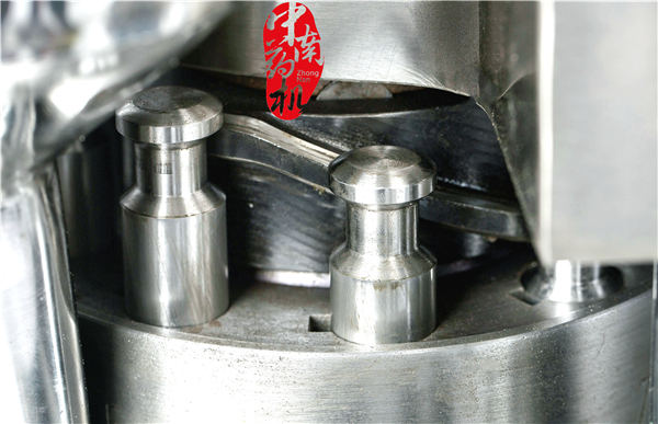 ZP-7旋轉(zhuǎn)式壓片機(jī)4.jpg