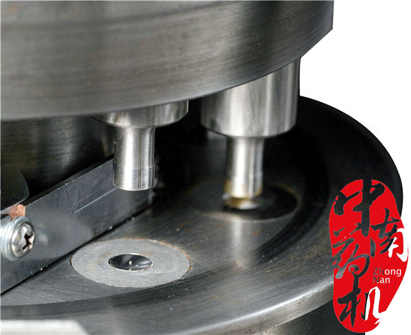 ZP-7旋轉(zhuǎn)式壓片機(jī)7.jpg